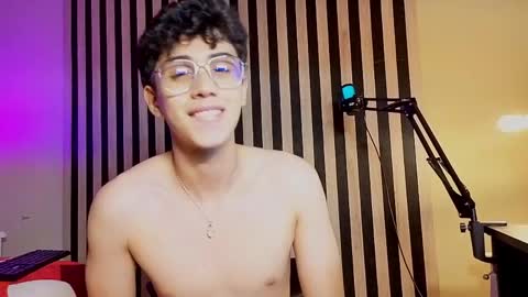 Mike online show from May 2026 07:32:01 PM