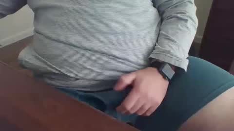 Snapshot of mikewx24 chatting on December 2024 08:39:02 PM mikewx24 online show from December 2024 08:39:02 PM