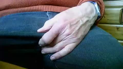 Snapshot of mikeybed chatting on February 2026 09:49:02 AM mikeybed online show from February 2026 09:49:02 AM