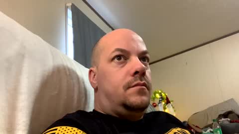 mikeylikesit2222 online show from December 2024 02:30:02 PM