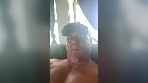 Snapshot of mikeynutts chatting on July 2026 01:26:01 PM mikeynutts online show from July 2026 01:26:01 PM