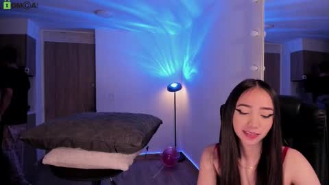 VIOLETAMIKE online show from March 2026 09:00:01 AM