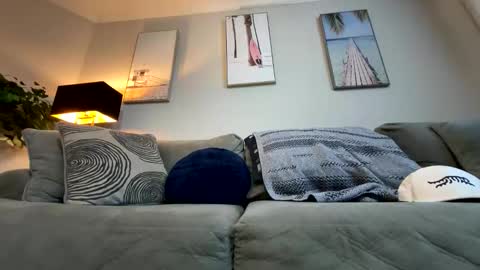 mikeywhite123 online show from January 2026 01:03:01 PM