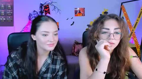 Miki online show from October 2025 01:15:02 PM