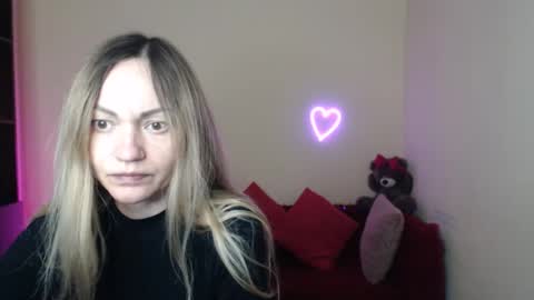 Snapshot of mikkey_mouse8 chatting on February 2026 12:20:01 PM Adalina online show from February 2026 12:20:01 PM