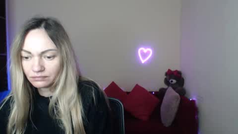 Snapshot of mikkey_mouse8 chatting on February 2026 07:02:02 AM Adalina online show from February 2026 07:02:02 AM