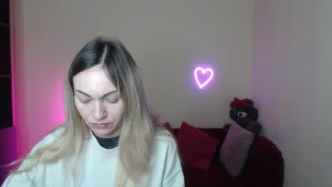 Snapshot of mikkey_mouse8 chatting on February 2026 06:31:01 AM Adalina online show from February 2026 06:31:01 AM