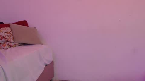 Mikoto Urb online show from October 2025 07:07:02 PM