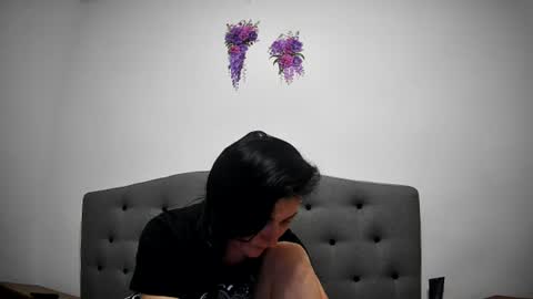Mikyloveu online show from June 2026 05:59:01 PM