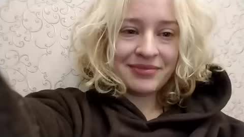 Mila 420 online show from September 2025 09:09:01 AM