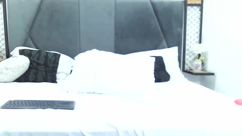 mila_adamss online show from February 2025 01:22:01 AM