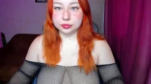 Snapshot of mila_foxxxy chatting on September 2025 08:05:01 AM Mila shy sensual person  online show from September 2025 08:05:01 AM