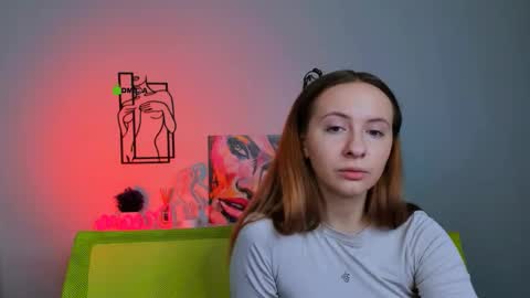 mila_glow online show from October 2025 07:11:02 PM