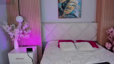 Snapshot of mila_hank chatting on May 2026 02:55:01 PM mila_hank online show from May 2026 02:55:01 PM