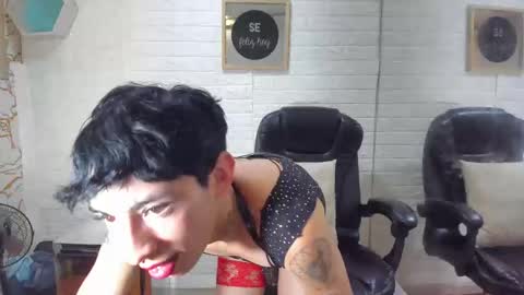 Mila online show from October 2025 03:13:02 AM