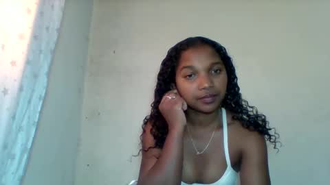 Snapshot of mila_lunah chatting on April 2026 06:22:01 AM mila_lunah online show from April 2026 06:22:01 AM