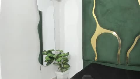 mila_petiteasm online show from July 2026 12:13:01 PM