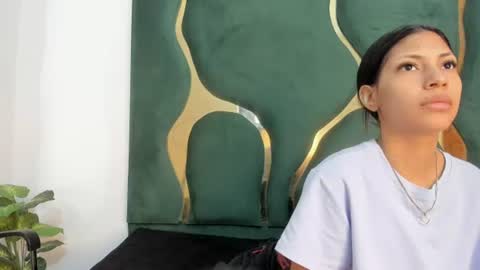 mila_petiteasm online show from July 2026 12:20:01 PM