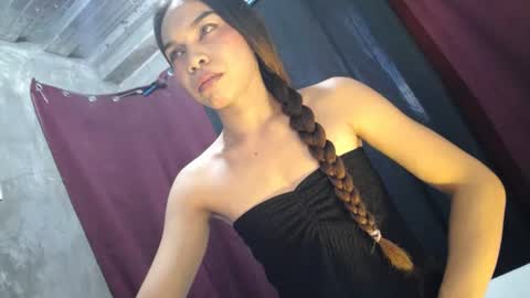 Snapshot of mila_seductressxx chatting on June 2026 12:57:02 AM mila_seductressxx online show from June 2026 12:57:02 AM
