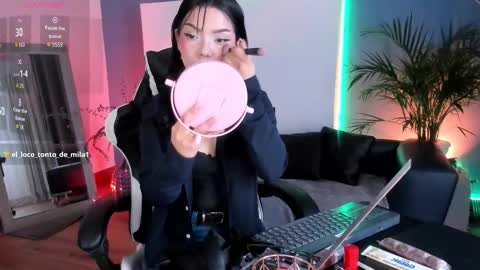 Mila online show from November 2025 12:04:02 PM