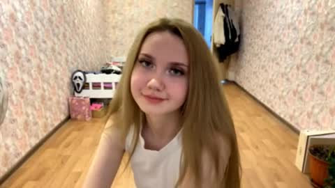 Snapshot of milaarcilla chatting on March 2026 02:31:02 PM Amelia online show from March 2026 02:31:02 PM