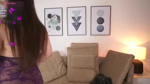 milacrave online show from September 2025 11:57:01 AM