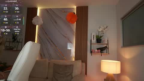 milacrave online show from October 2025 11:44:01 AM