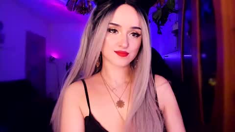 MiladyJolie online show from January 2025 04:13:01 AM