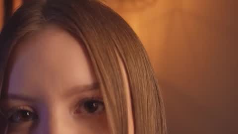 Mila online show from February 2026 01:08:02 PM