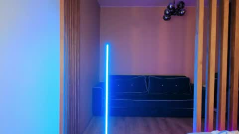 Mila online show from April 2026 06:10:01 PM