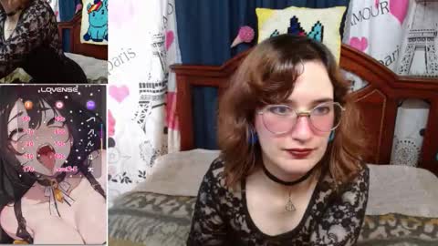 Mila-Lunala online show from November 2025 07:46:02 PM