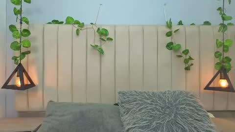 Snapshot of milan_zapata chatting on May 2026 11:23:01 PM MILAN online show from May 2026 11:23:01 PM