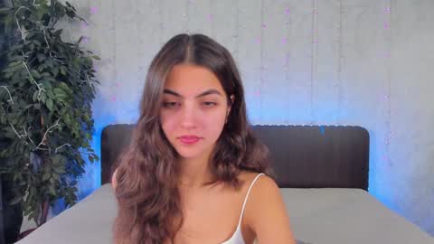 Snapshot of milana_crystal_ chatting on December 2024 08:11:02 AM Milana online show from December 2024 08:11:02 AM