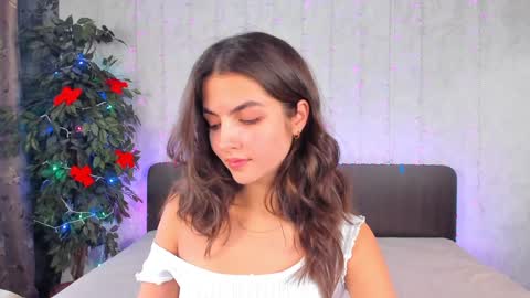 Snapshot of milana_crystal_ chatting on December 2024 11:29:01 AM Milana online show from December 2024 11:29:01 AM