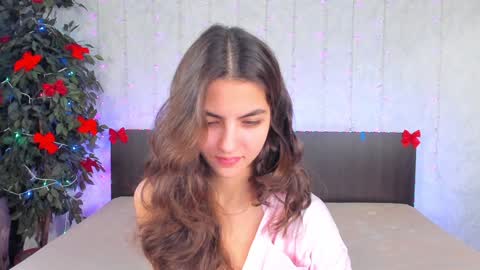 Snapshot of milana_crystal_ chatting on December 2024 08:11:02 AM Milana online show from December 2024 08:11:02 AM