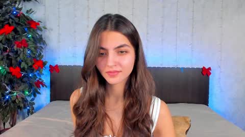 Snapshot of milana_crystal_ chatting on January 2025 04:50:02 PM Milana online show from January 2025 04:50:02 PM