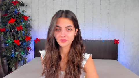 Snapshot of milana_crystal_ chatting on January 2025 08:24:01 AM Milana online show from January 2025 08:24:01 AM