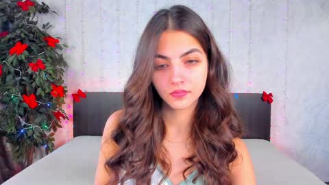Snapshot of milana_crystal_ chatting on January 2025 08:19:01 AM Milana online show from January 2025 08:19:01 AM