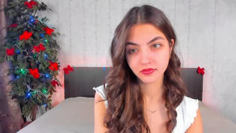 Snapshot of milana_crystal_ chatting on January 2025 08:15:01 AM Milana online show from January 2025 08:15:01 AM