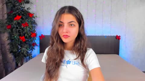Snapshot of milana_crystal_ chatting on January 2025 08:13:01 AM Milana online show from January 2025 08:13:01 AM
