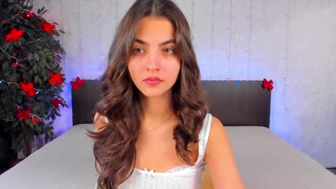 Snapshot of milana_crystal_ chatting on January 2025 08:14:02 AM Milana online show from January 2025 08:14:02 AM