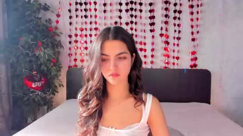 Snapshot of milana_crystal_ chatting on February 2025 11:30:01 AM Milana online show from February 2025 11:30:01 AM