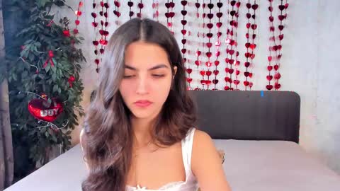 Snapshot of milana_crystal_ chatting on February 2025 08:06:02 AM Milana online show from February 2025 08:06:02 AM