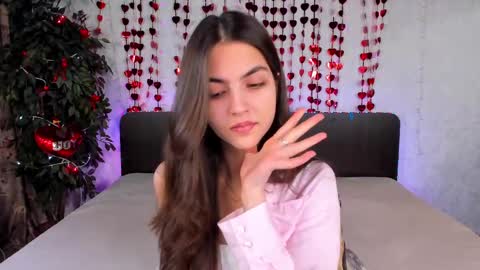 Snapshot of milana_crystal_ chatting on March 2025 01:53:02 PM Milana online show from March 2025 01:53:02 PM
