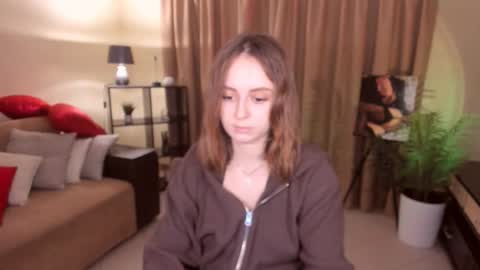 Snapshot of milanabells chatting on May 2026 05:10:02 PM MilanaBells online show from May 2026 05:10:02 PM