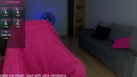 Lana online show from December 2024 01:03:01 AM