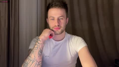 milanasugar online show from December 2025 04:27:01 PM