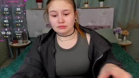 Snapshot of milanaxhoney chatting on February 2026 01:03:01 AM milanaxhoney online show from February 2026 01:03:01 AM