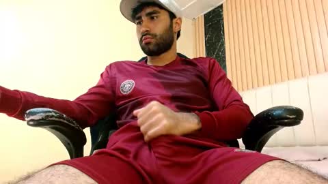 milanzaire online show from January 2026 07:19:02 PM