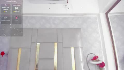 Cami  online show from November 2025 12:48:02 PM